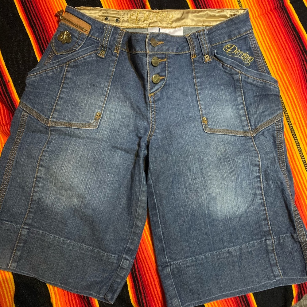 Dereon Shorts